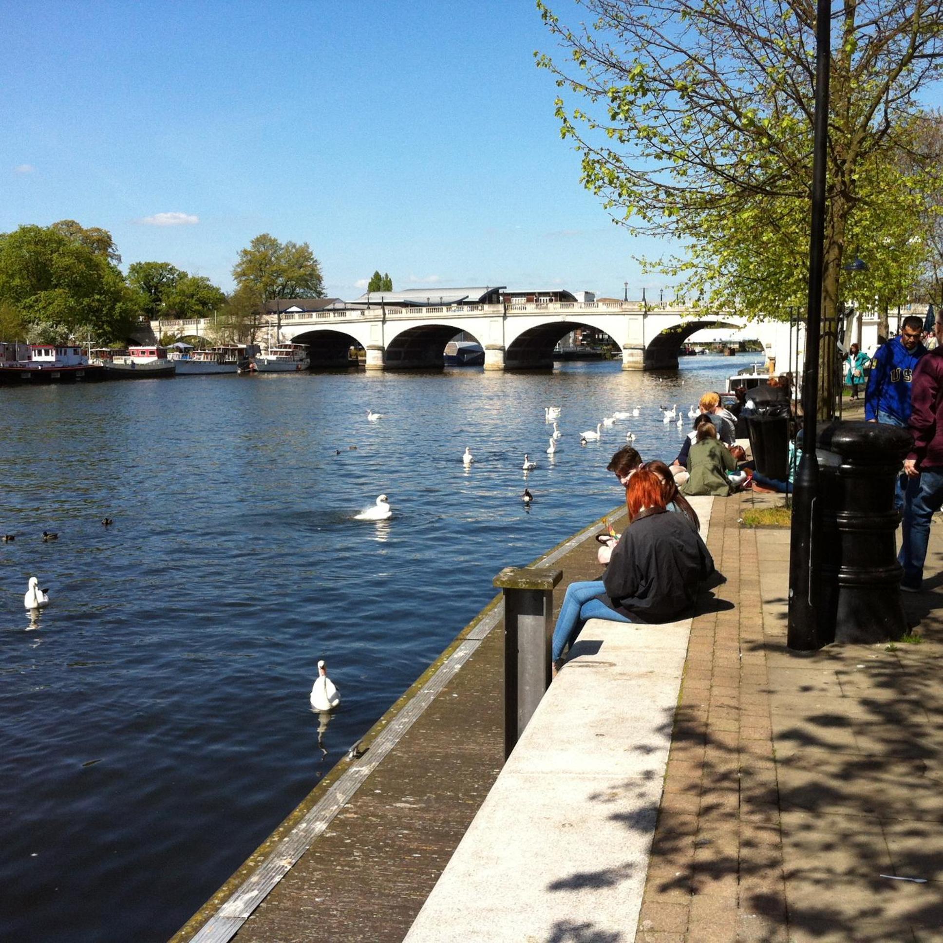 Surbiton Home With Free Parkings, Surbiton, Kingston Upon Thames, Surrey, Greater London Uk Buitenkant foto